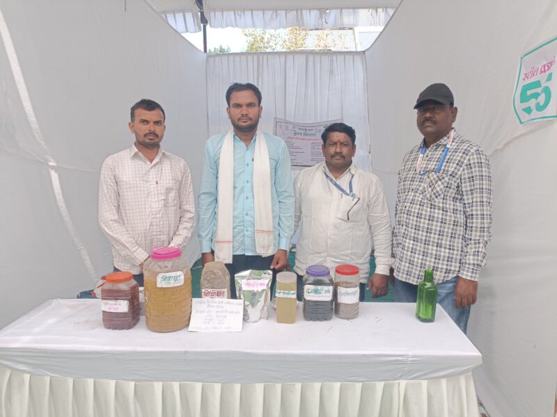 राष्ट्रीय नैसर्गिक शेती अभियानांतर्गत जैविक निविष्ठा स्टाल क्र.55 करणे